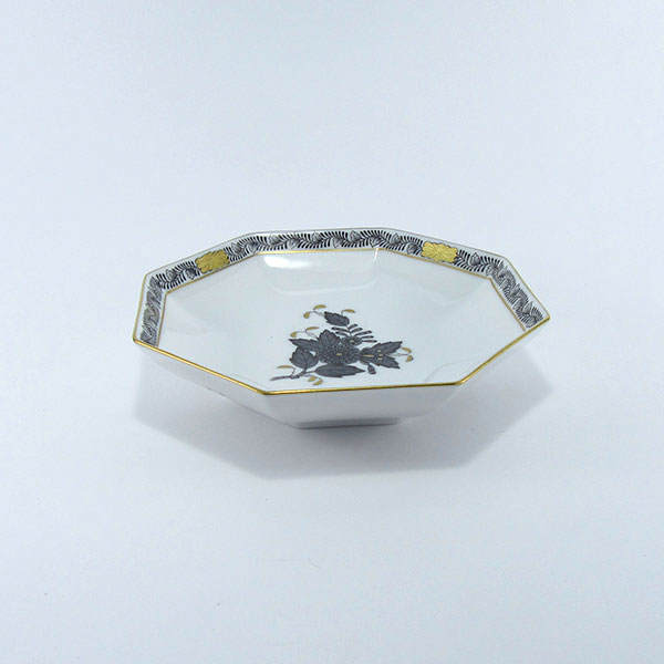 ヘレンド　アポニーブラック　小皿(オクタゴナル)13.5cm　ANG-4304-1-00のサムネイル