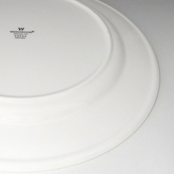【倉庫取り寄せ商品】ウェッジウッド ホワイトコノート プレートロールエッジ29cm
