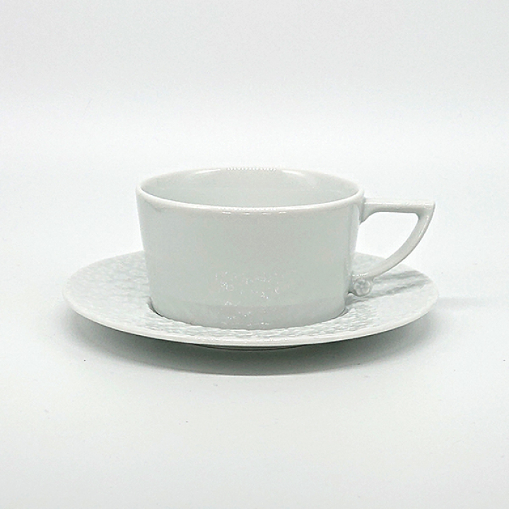 【店舗取り寄せ商品】マイセン ロイヤルブロッサム ティーカップ＆ソーサー 000001-42633