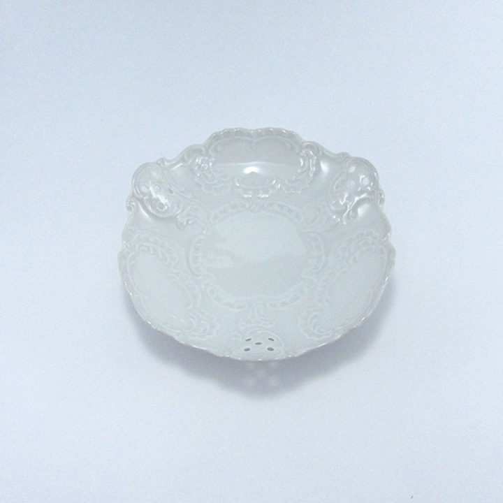 【倉庫取り寄せ商品】リンドナー プレインホワイト ボール（レース）足付15cm 23239