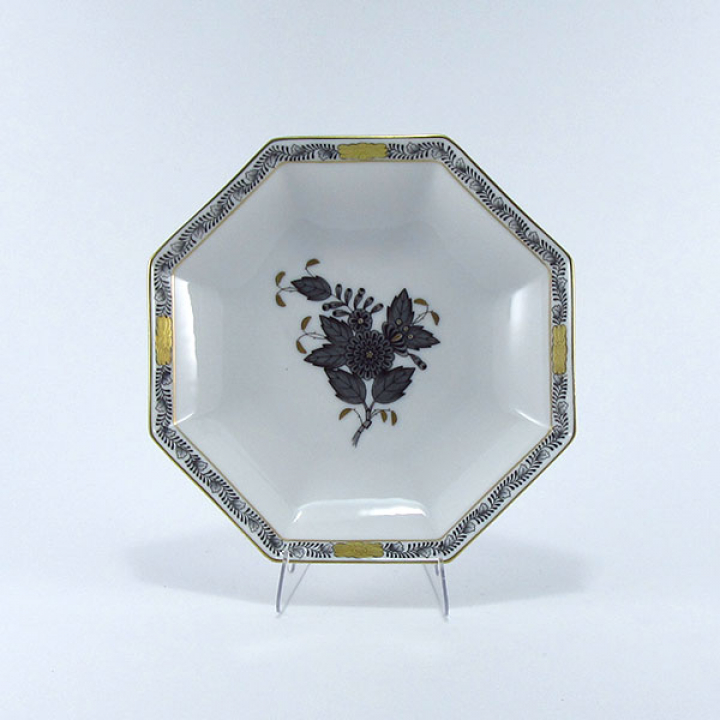 【倉庫取り寄せ商品】ヘレンド アポニーブラック 小皿（オクタゴナル）13.5cm ANG-4304-1-00