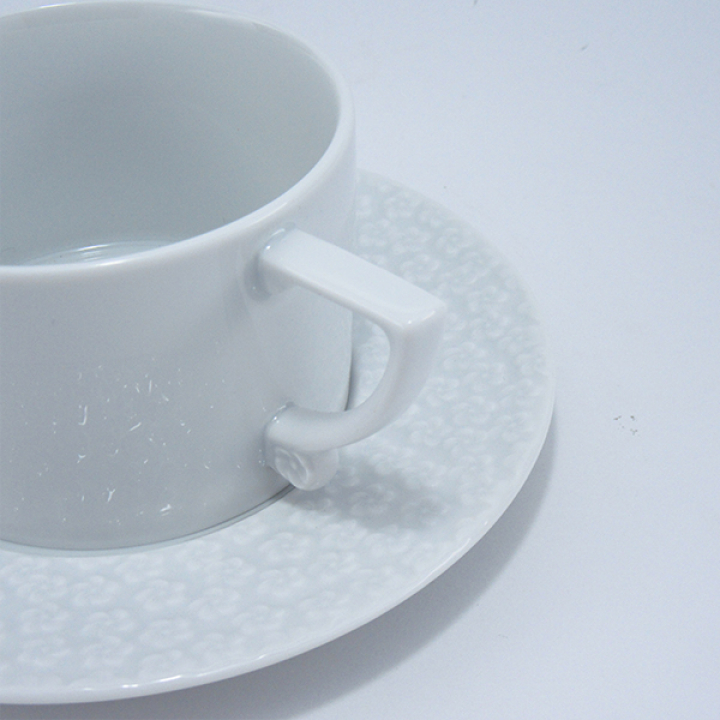 【倉庫取り寄せ商品】マイセン ロイヤルブロッサム コーヒーカップ＆ソーサー 000001-42582