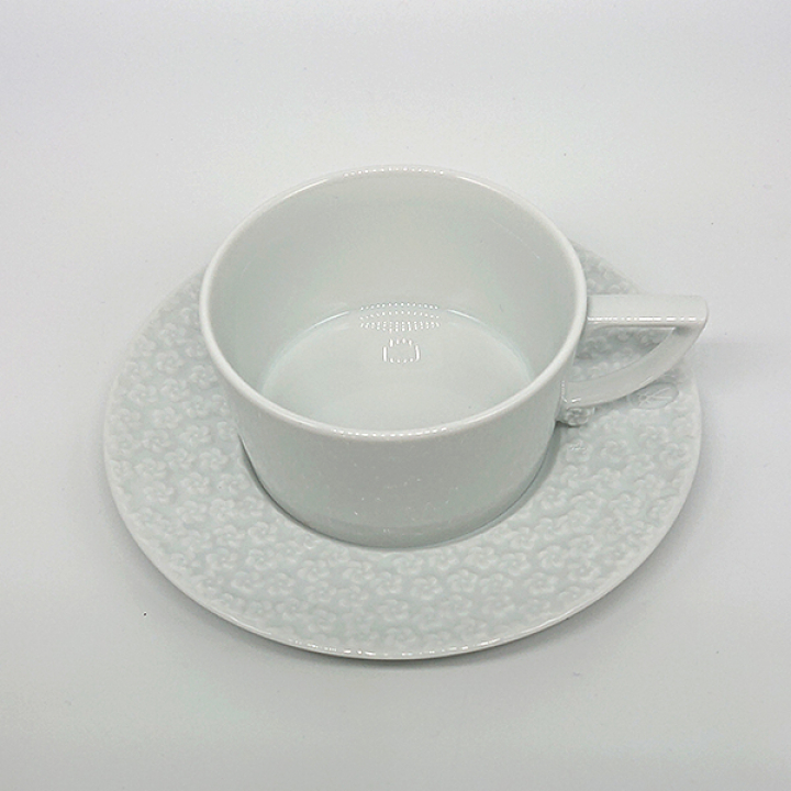 【店舗取り寄せ商品】マイセン ロイヤルブロッサム ティーカップ＆ソーサー 000001-42633